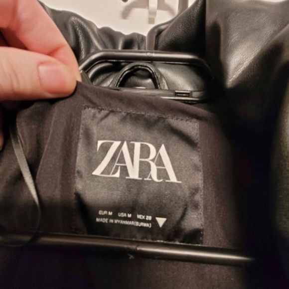 Zara faux leather crop puffer jacket - Picture 4 of 4